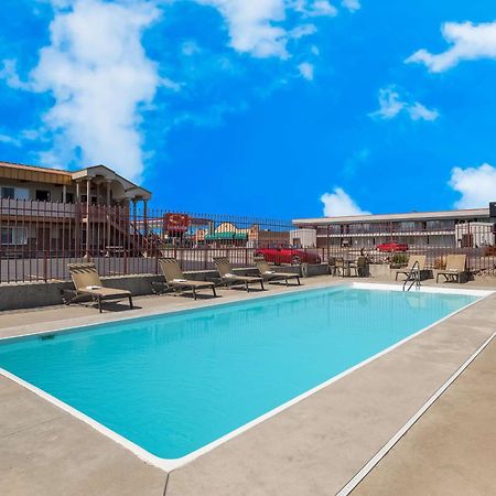 Best Western Plains Motel Уолл Экстерьер фото