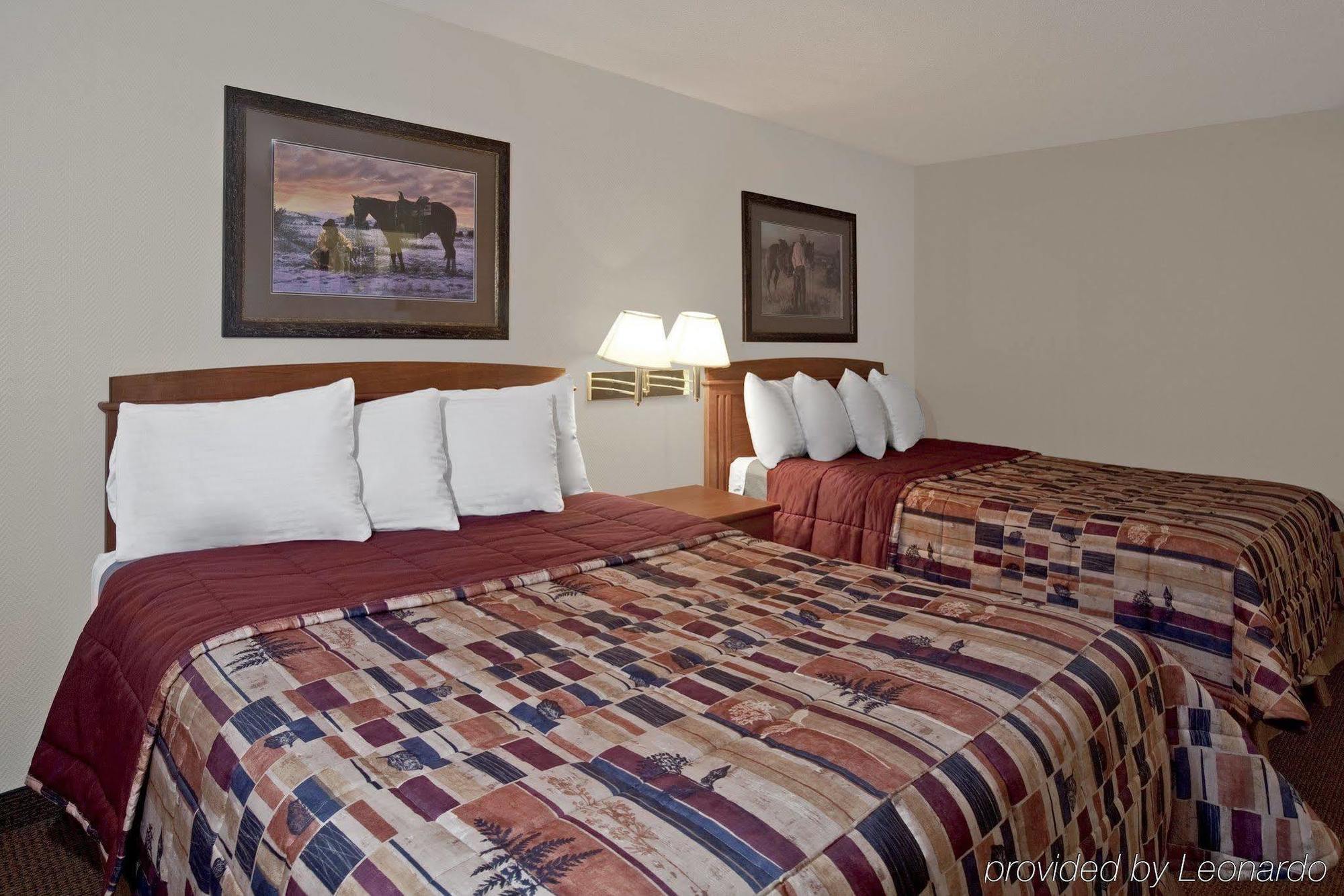 Best Western Plains Motel Уолл Номер фото